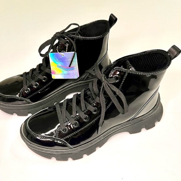 New Skechers Roadies Sneaker Black Boots - Rare Limited Edition Surge Patent Ave - Picture 2 of 16